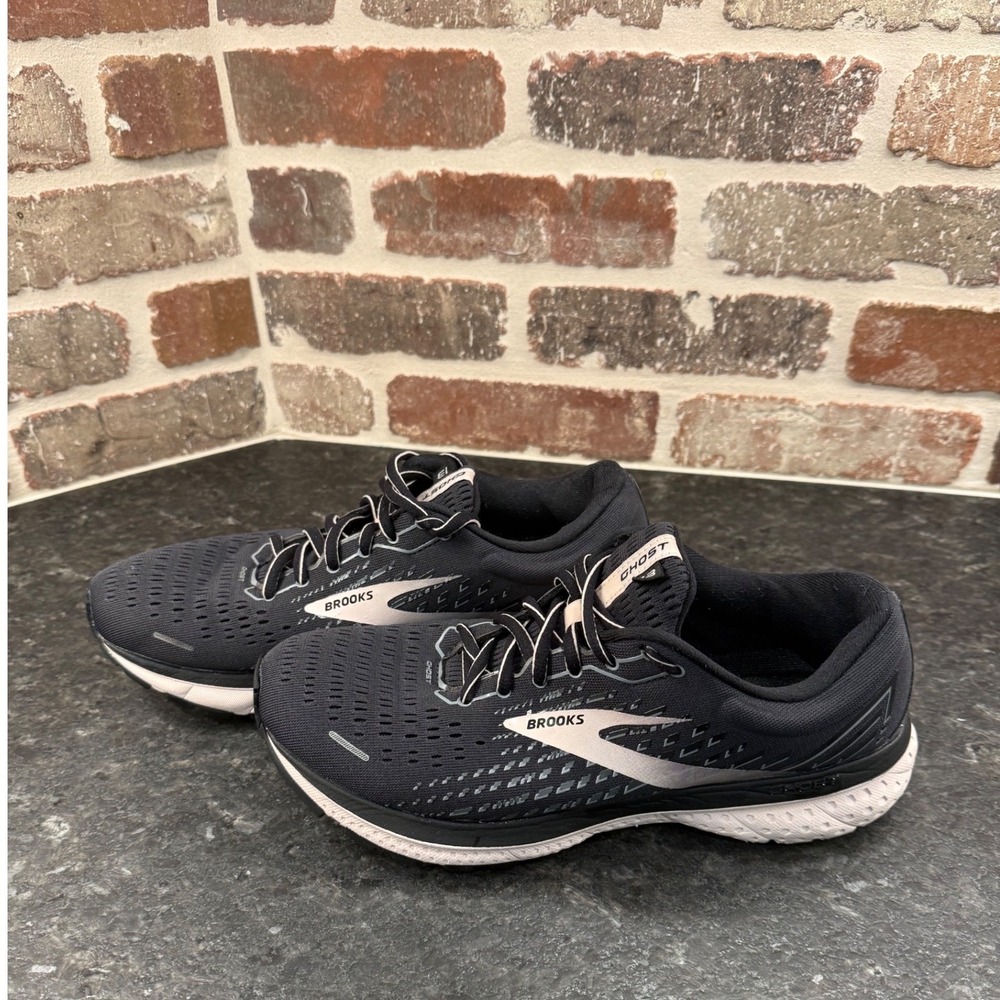 Brooks Ghost 13 Womens 9 Wide Running Shoes Black Pearl 1203381D062 - Picture 2 of 8